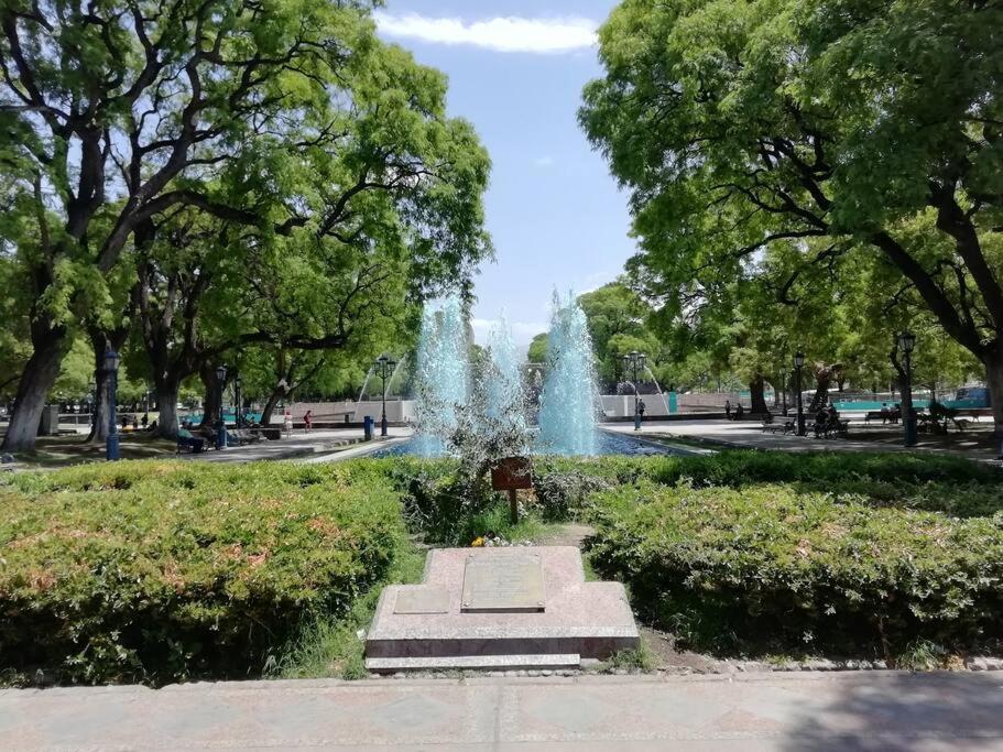 Petit Rivadavia En El Corazon De Mendoza Appartement Buitenkant foto