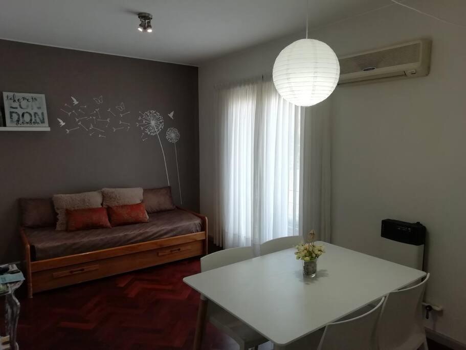 Petit Rivadavia En El Corazon De Mendoza Appartement Buitenkant foto